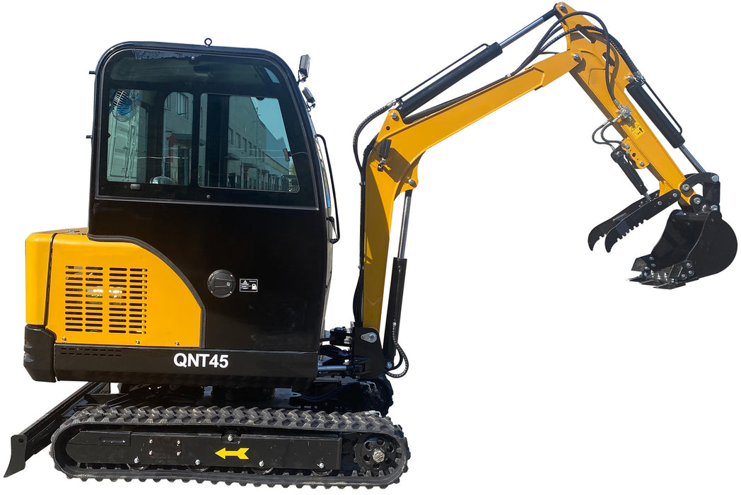 PILOT SYSTEM  Mini Excavator Digger with Wider Cab Kubota Engine EPA| AGT QNT45