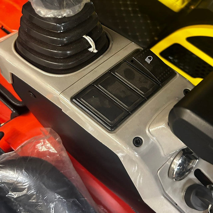 1.4 Ton, Kubota Engine Mini Excavator w/ Side Swing Boom, & Hydraulic Thumb | AGT-QK18K-C