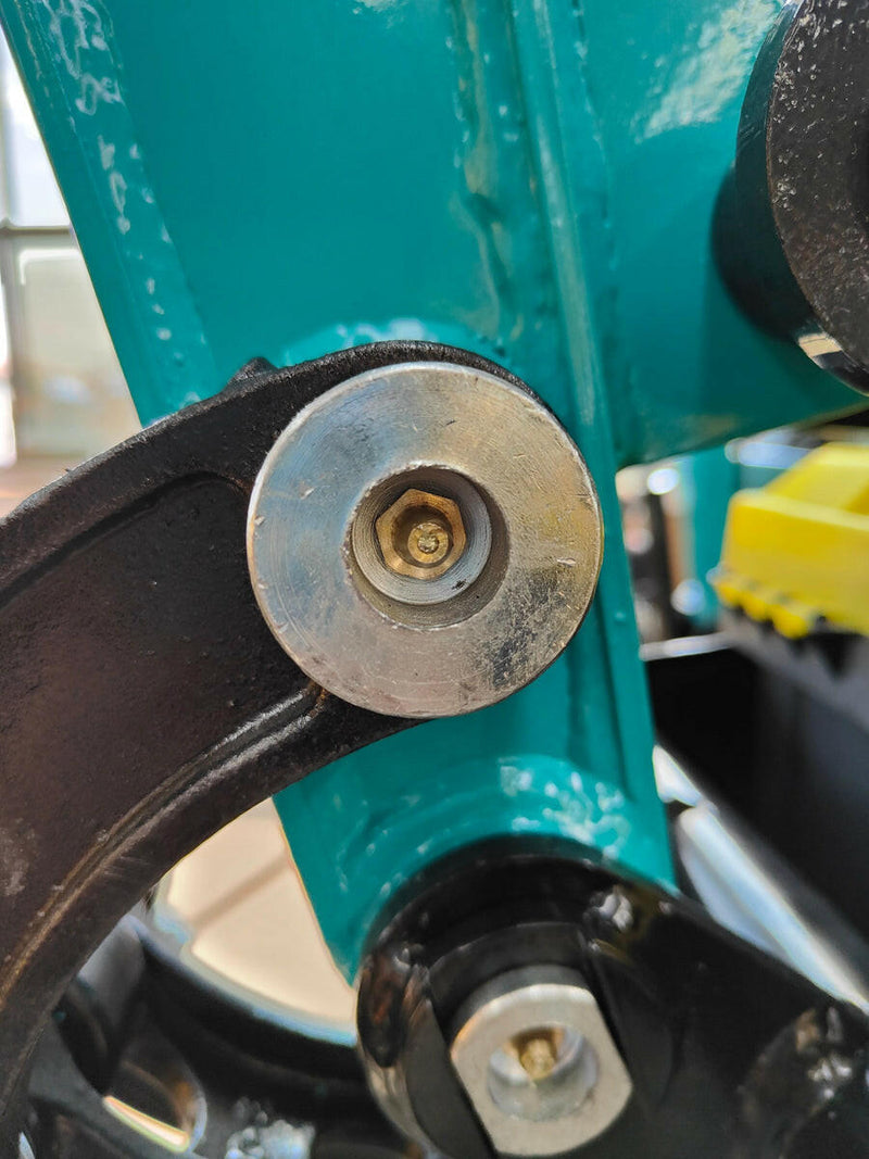 1 Ton, B&S Engine Mini Excavator | AGT-QH12