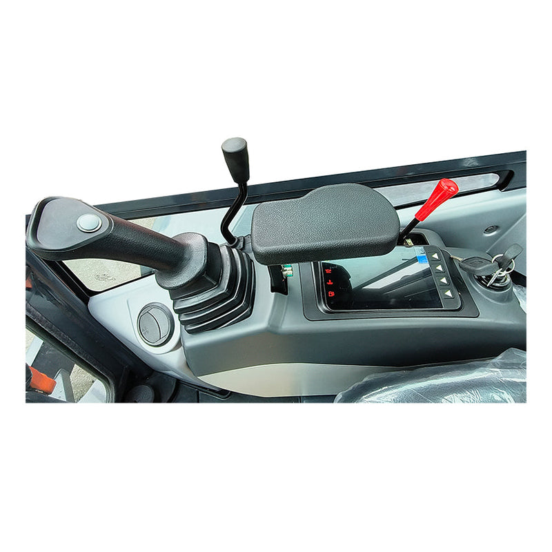 2.8 Ton, Kubota Diesel Engine Mini Excavator w/ Hydraulic Thumb | CFG-35UF