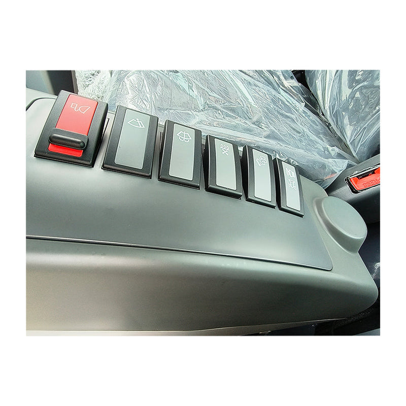 2.8 Ton, Kubota Diesel Engine Mini Excavator w/ Hydraulic Thumb | CFG-35UF