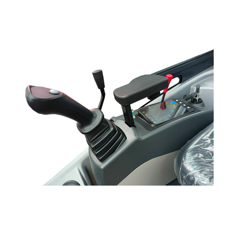 2.8 Ton, Kubota Diesel Engine Mini Excavator w/ Hydraulic Thumb | CFG-35UF