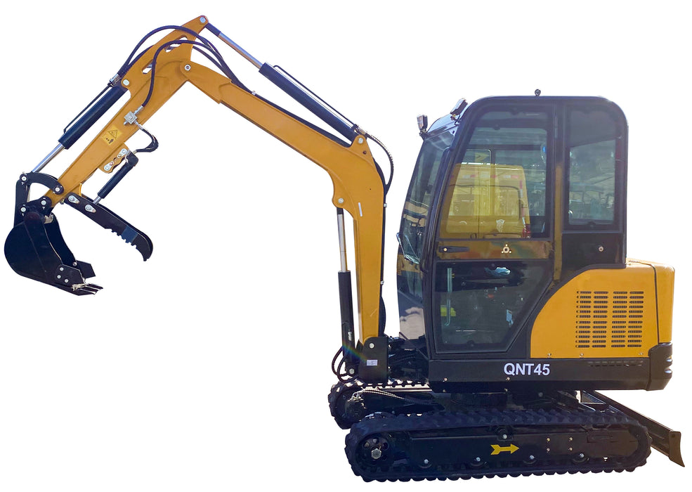 PILOT SYSTEM  Mini Excavator Digger with Wider Cab Kubota Engine EPA| AGT QNT45