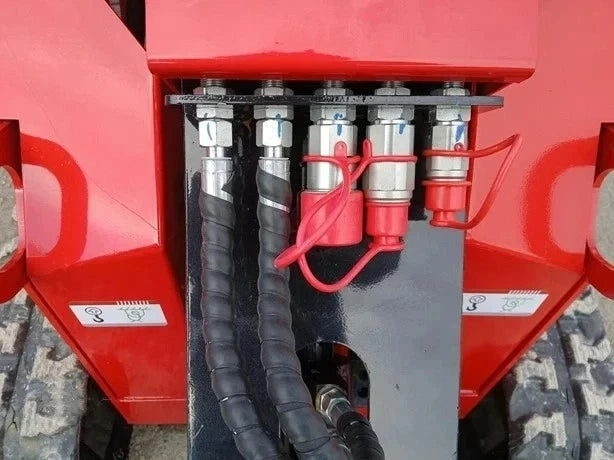 0.8 Ton, Rato R420D Engine Mini Skid Steer | AGT-SDA-140T