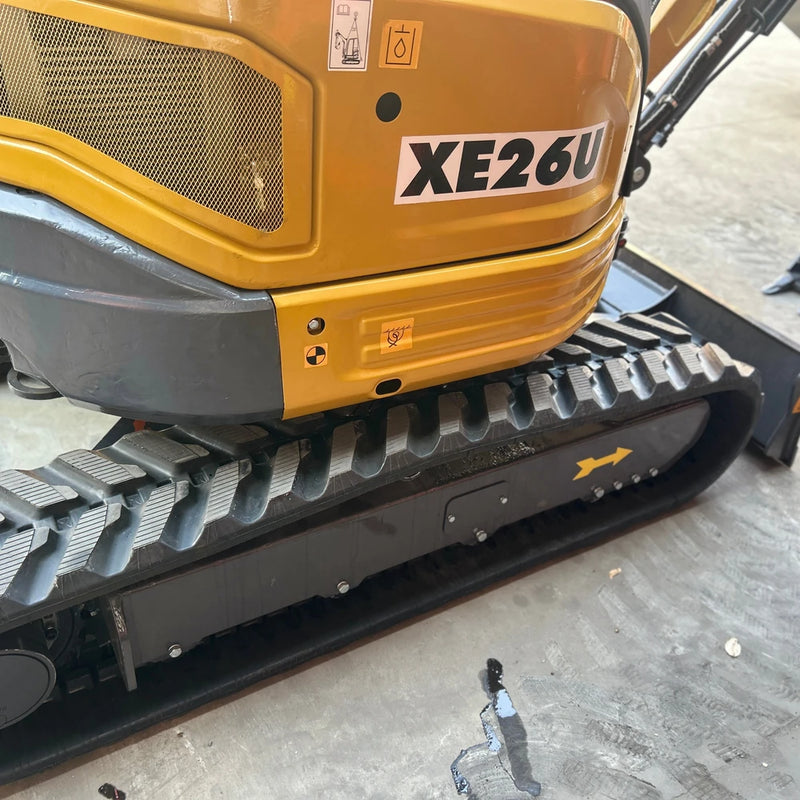 AGT 3 Ton Mini Excavator, Kubota D1105 Diesel Engine, 110" Digging Depth, Side Swing Boom | KE26U