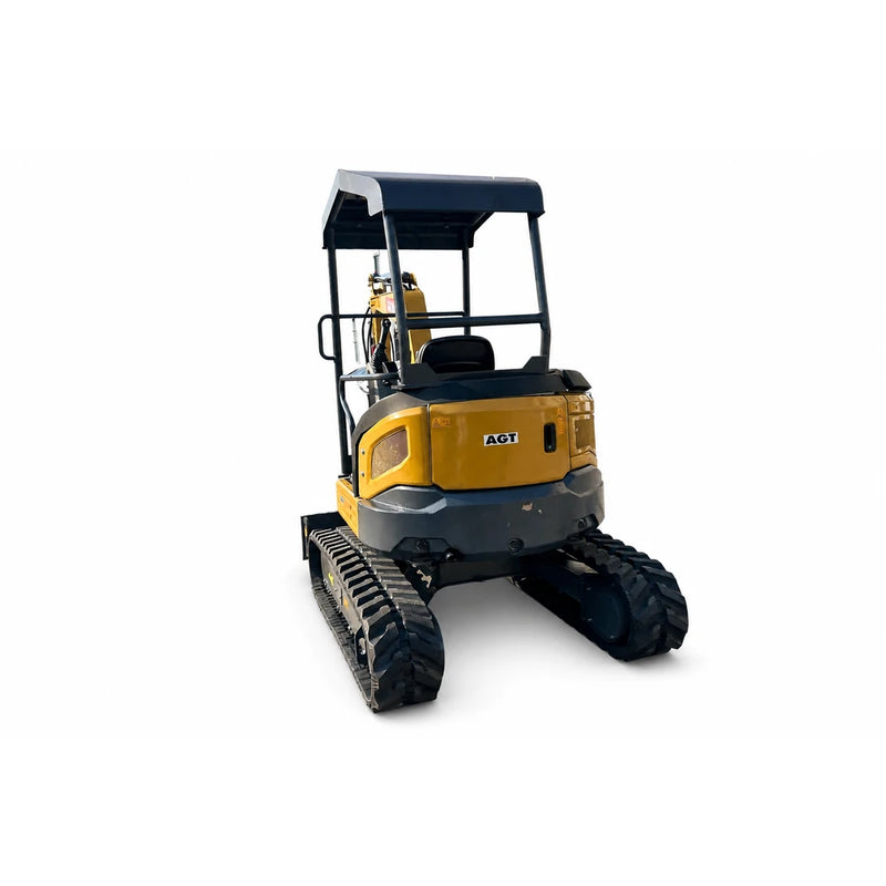 AGT 3 Ton Mini Excavator, Kubota D1105 Diesel Engine, 110" Digging Depth, Side Swing Boom | KE26U