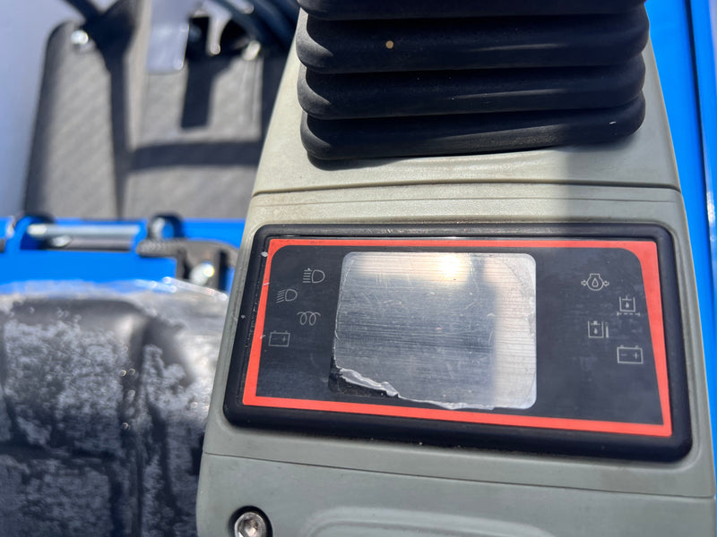 1.2 Ton 23 HP Mini Excavator W/ Hydraulic Thumb | MX20R