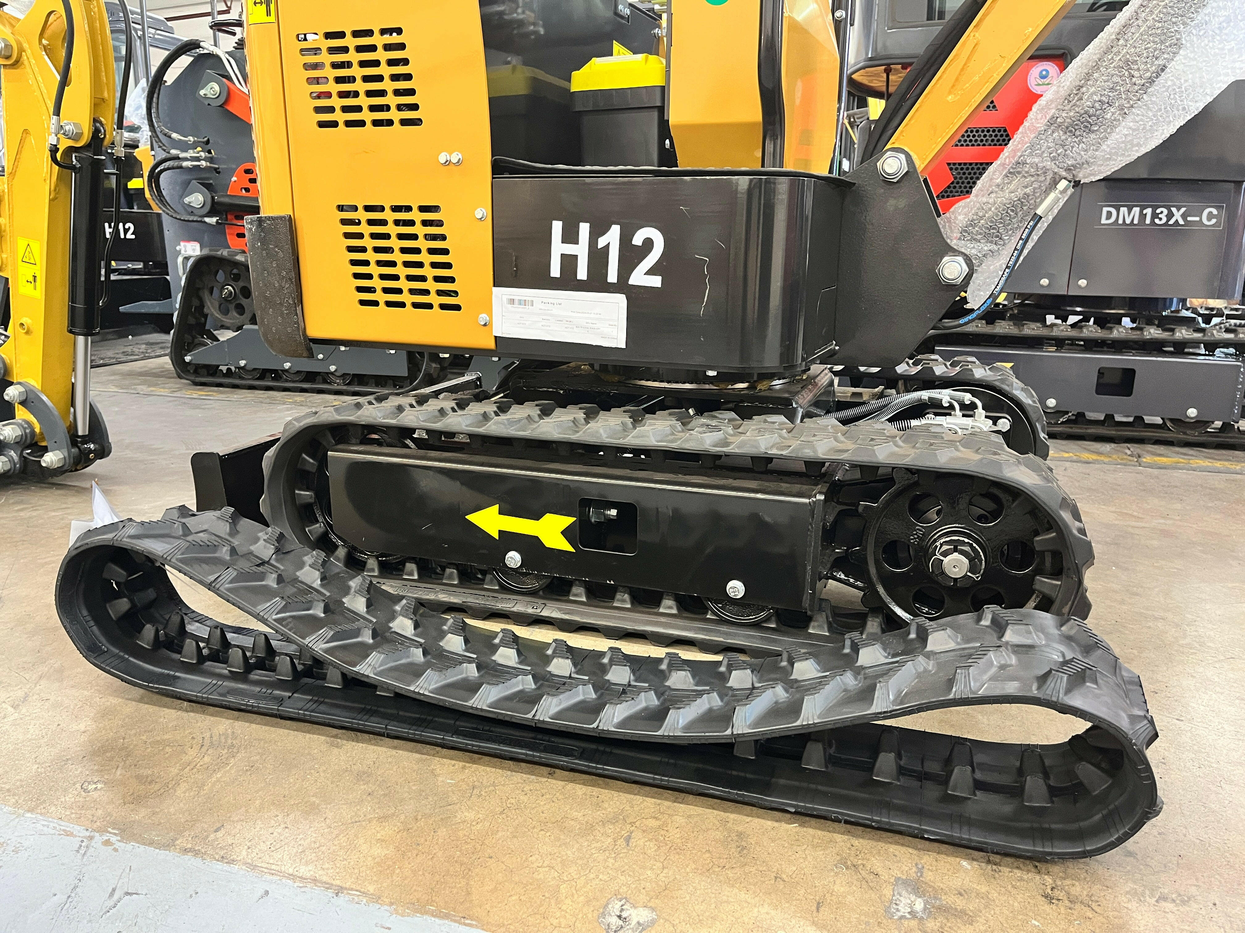 180x72x37 Rubber Track Replacement | H12-QH12LD — agrotkindustrial