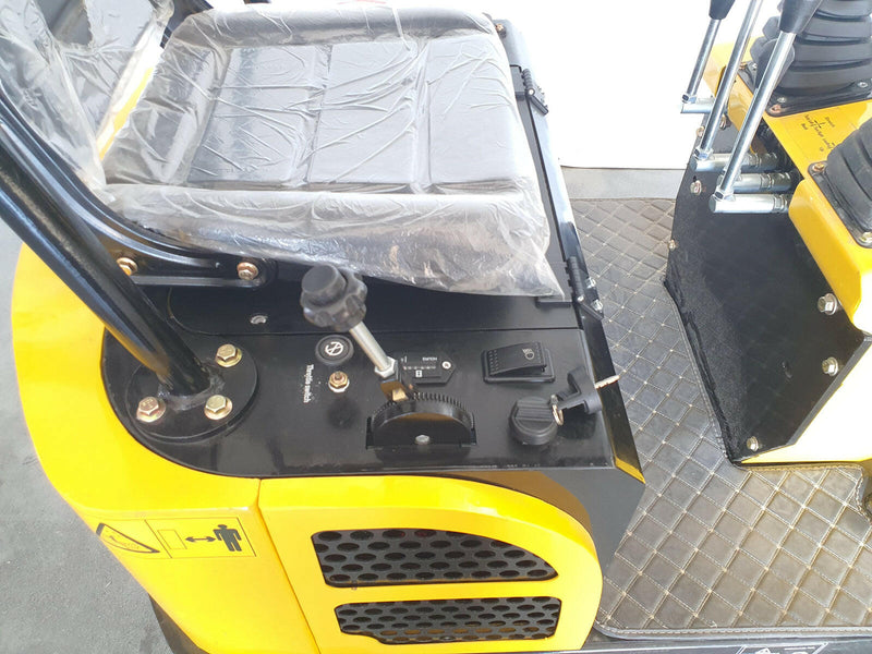 1 Ton, B&S Engine Mini Excavator | AGT-QH12