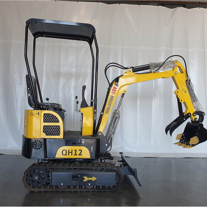 AGT 13.5 HP B&S 1-ton Mini & Small Excavator Micro Crawler Excavator, Gasoline, With Thumb Clip For Sale | AGT-QH12