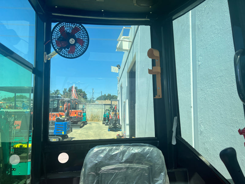 2.8 Ton Kubota Diesel Engine Mini Excavator W/ Enclosed Cab | QK30K