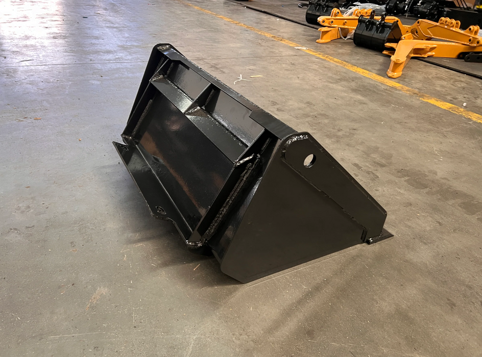 Standard Duty Skid Steer Bucket | AGT-M-BK45