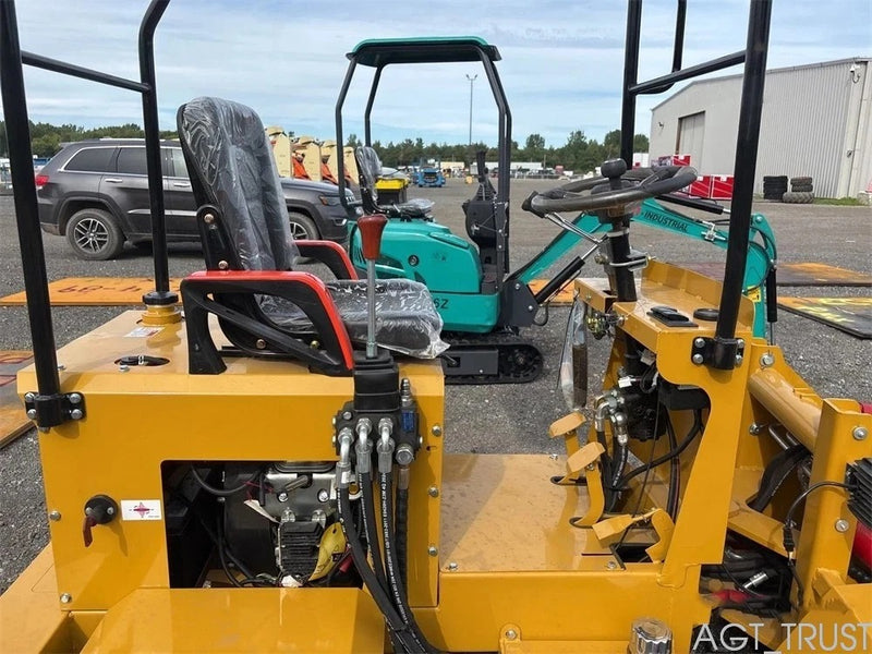 AGT Mini Skid KRW23 Track Loader Wheeled 24HP RATO Gasoline Engine | KRW23